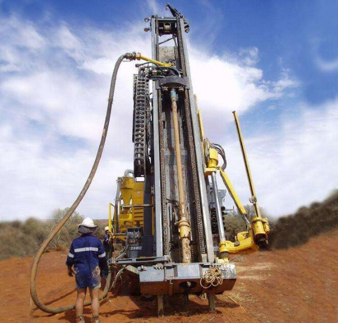 Choose the correct lubricating oil for opencast mining equipment
